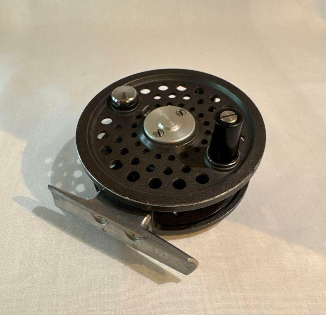 k*i様 Orvis BATTENKILL DISC 3/4 フライリール