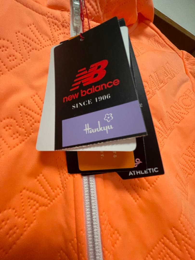 ≪新品≫ new balance キルティング裏起毛パーカー