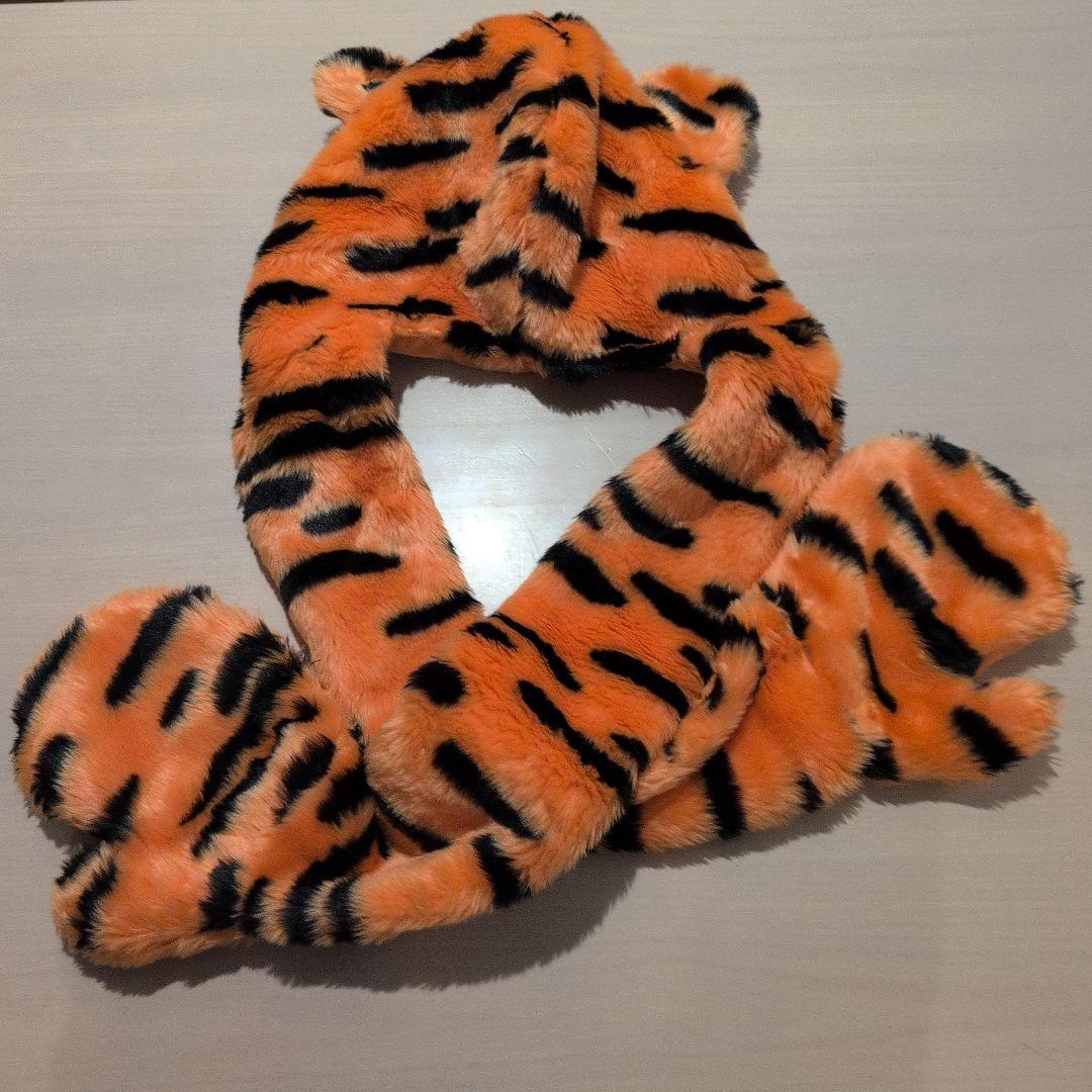 東京ディズニーリゾート　ティガー マフラーキャップ