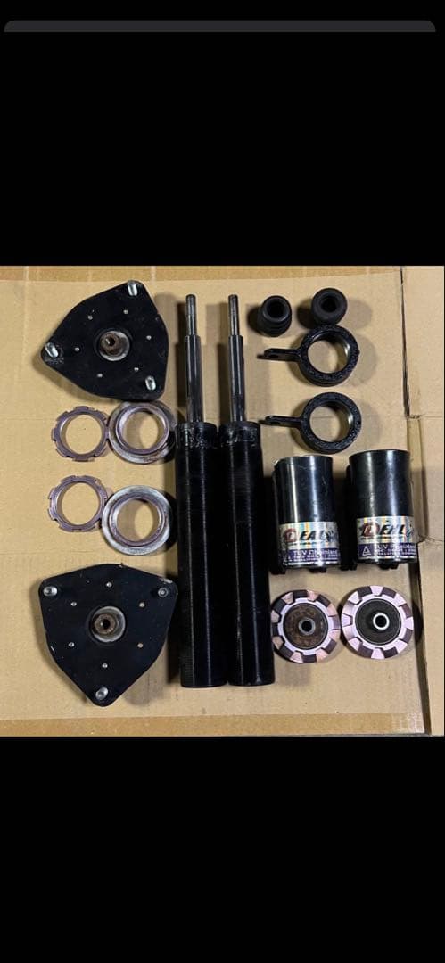 30プリウスフロント車高調