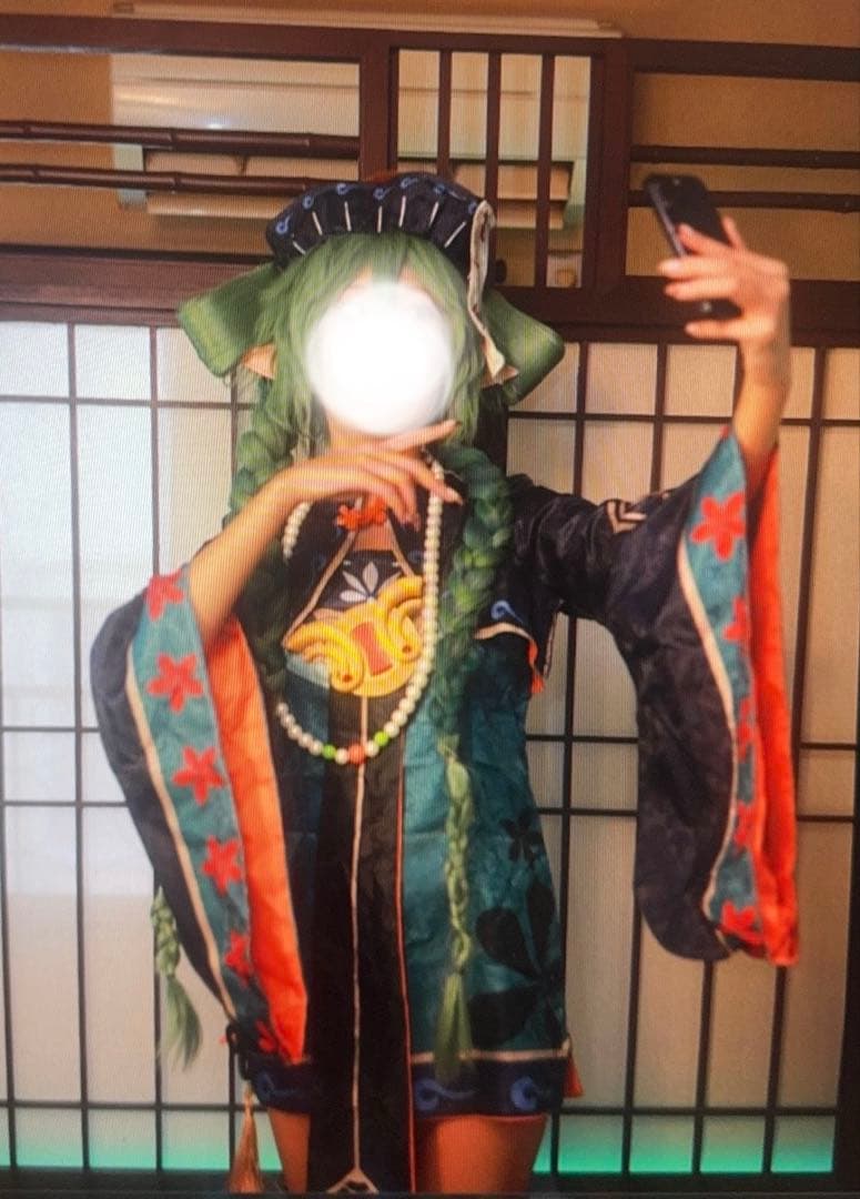 初音ミク　コスプレ衣装 青緑色