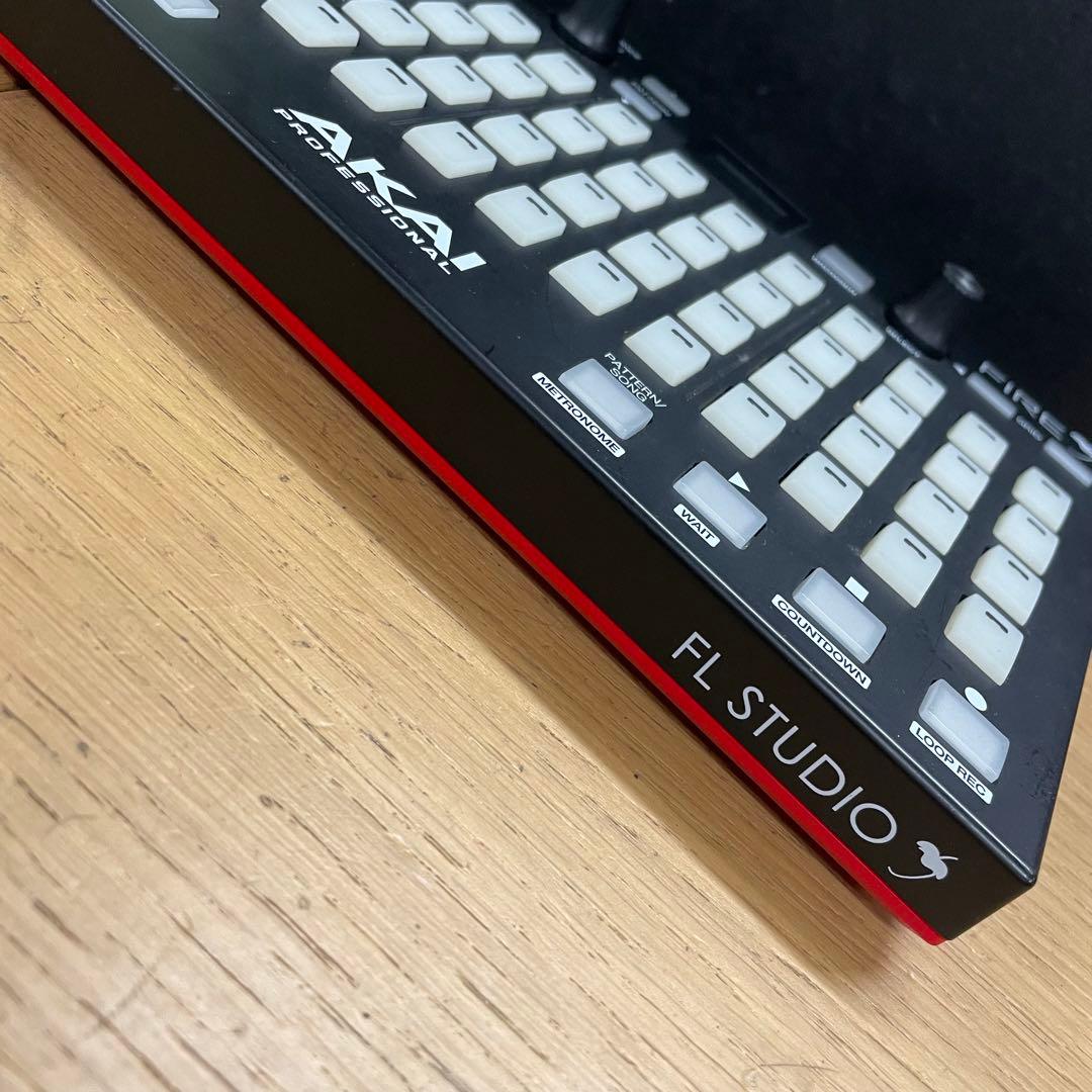 動作品 AKAI FIRE MIDIコントローラー FL studio