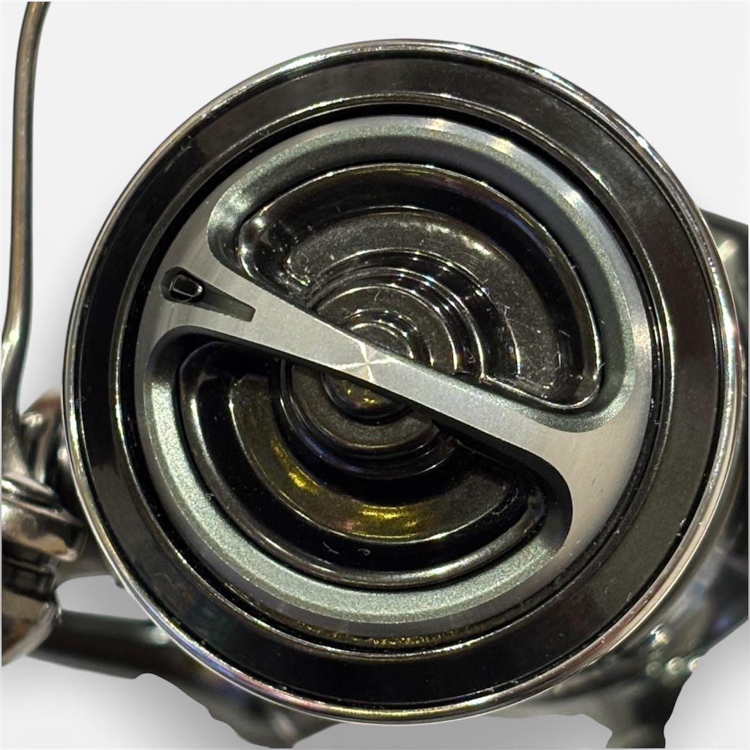 SHIMANO STELLA スピニングリール　22ステラ2000SHG