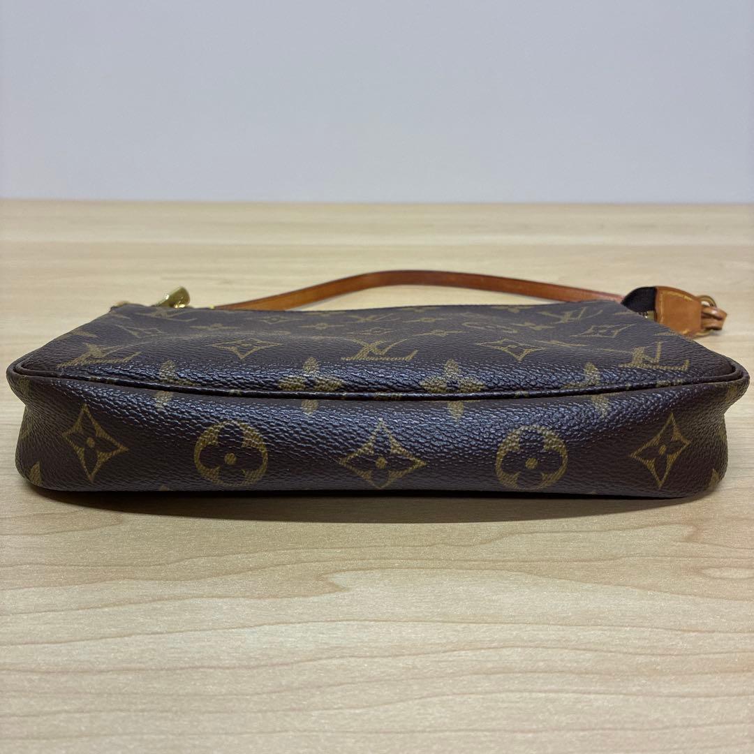 ルイヴィトン　モノグラム　アクセサリーポーチ　ミニバッグ　アクセソワール