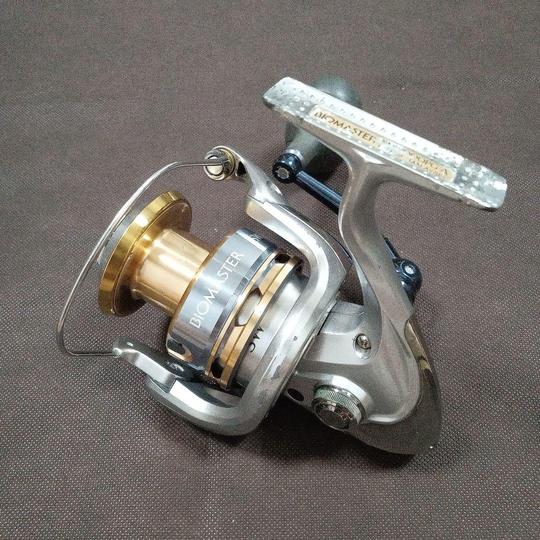 BIOMASTER SW8000PG スピニングリール