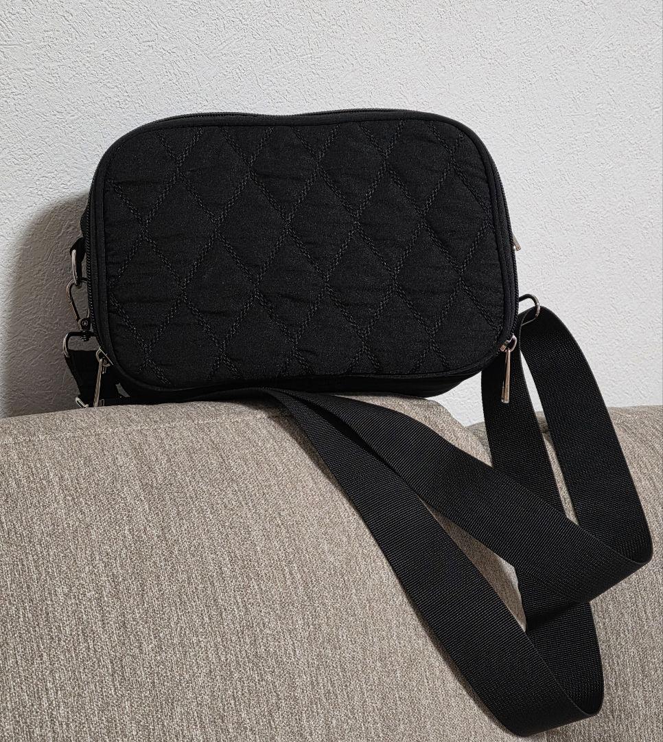 soleileソレイル ブラック ボディバッグ ショルダーバッグ