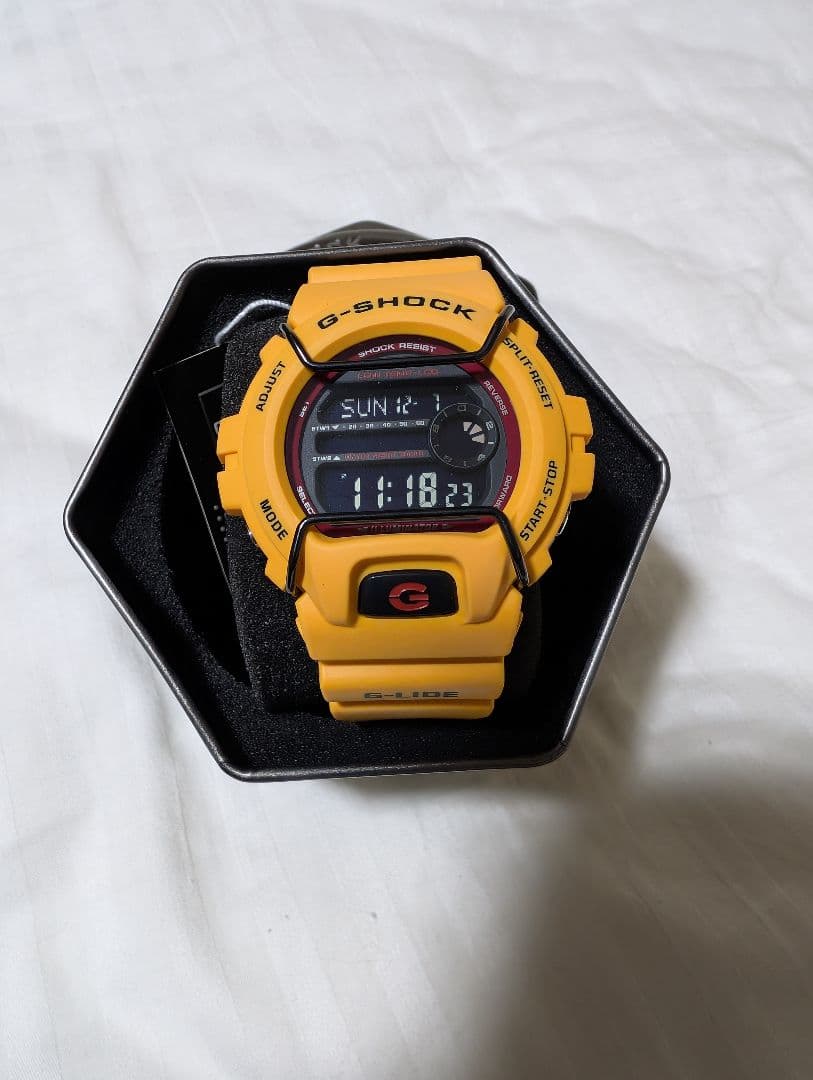 G-SHOCK デジタル腕時計 イエロー gls6900
