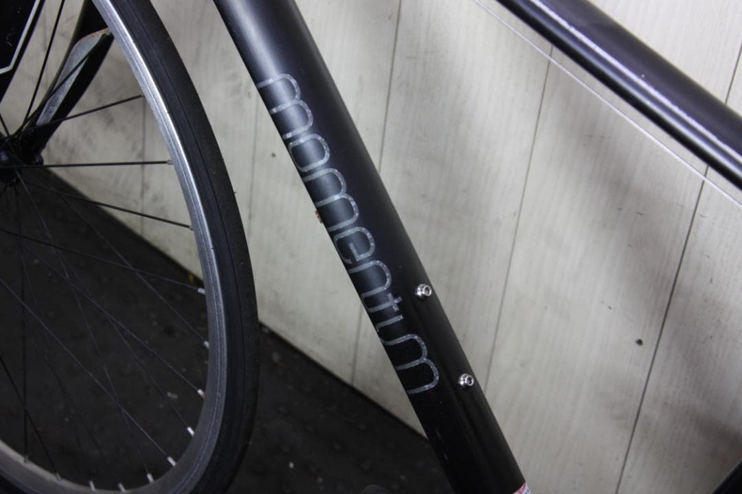 GIANT-MOMENTUM iNEEDZ-5AIR 700C 16速480mm