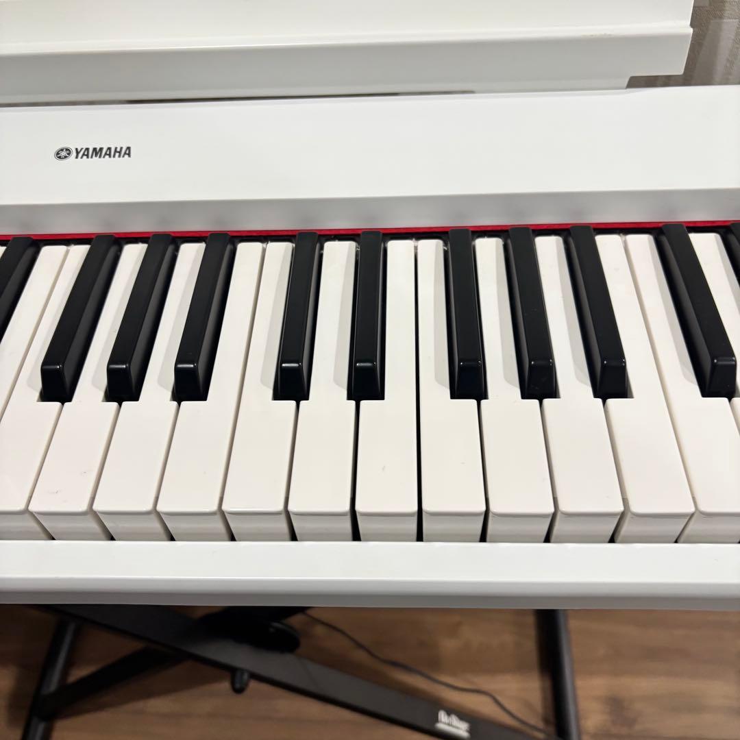YAMAHA piaggero NP-32 ホワイト 76鍵盤　スタンド、チェア