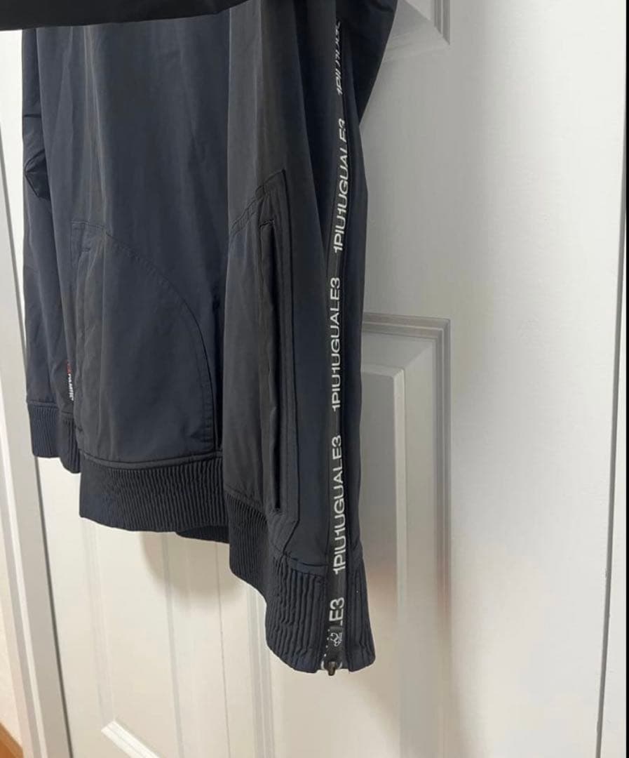 希少Lサイズ1PIU1UGUALE3 黒　厚手スニードジャック