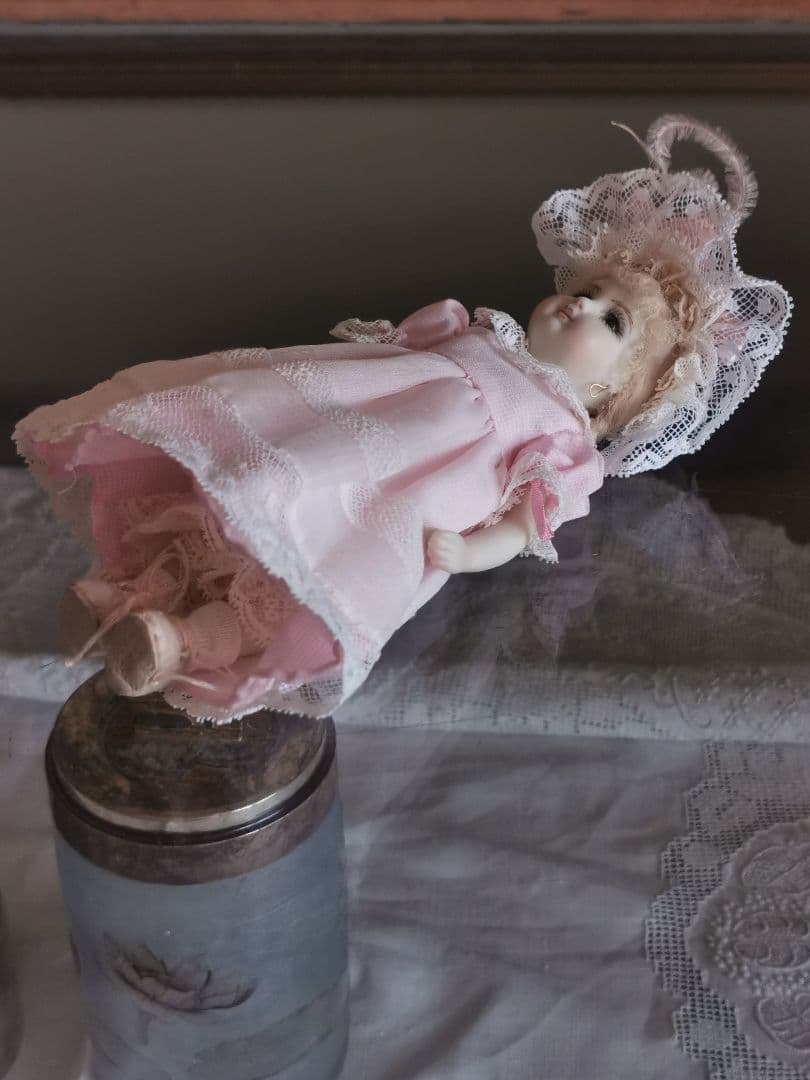 ヴィンテージ 作家物 14.5㎝三つ編のフレンチビスクドール キャシーハンセン作