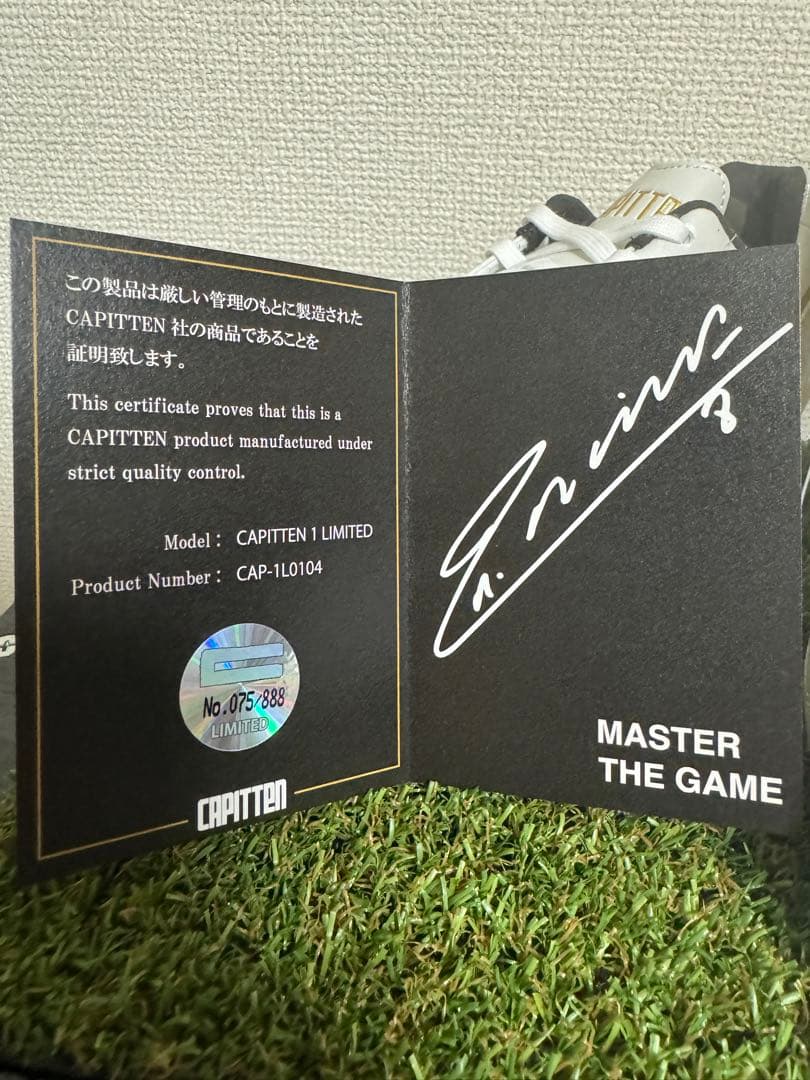 【限定品】Capitten ONE 888 イニエスタ　サイン入り　バルセロナ