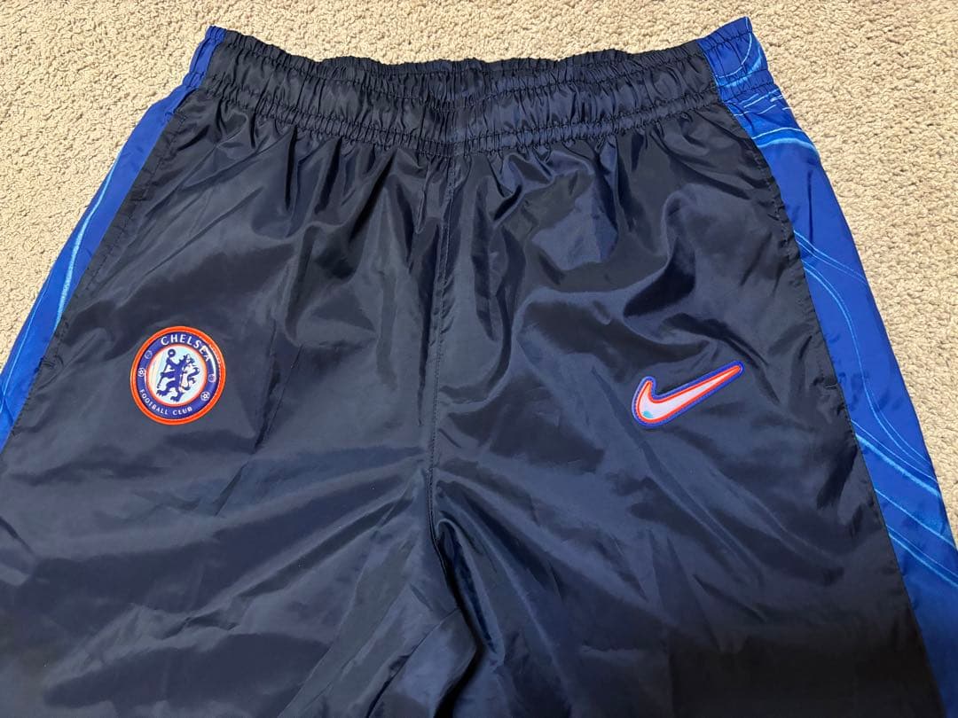 チェルシー　ナイキ　ナイロンジャケット　上下