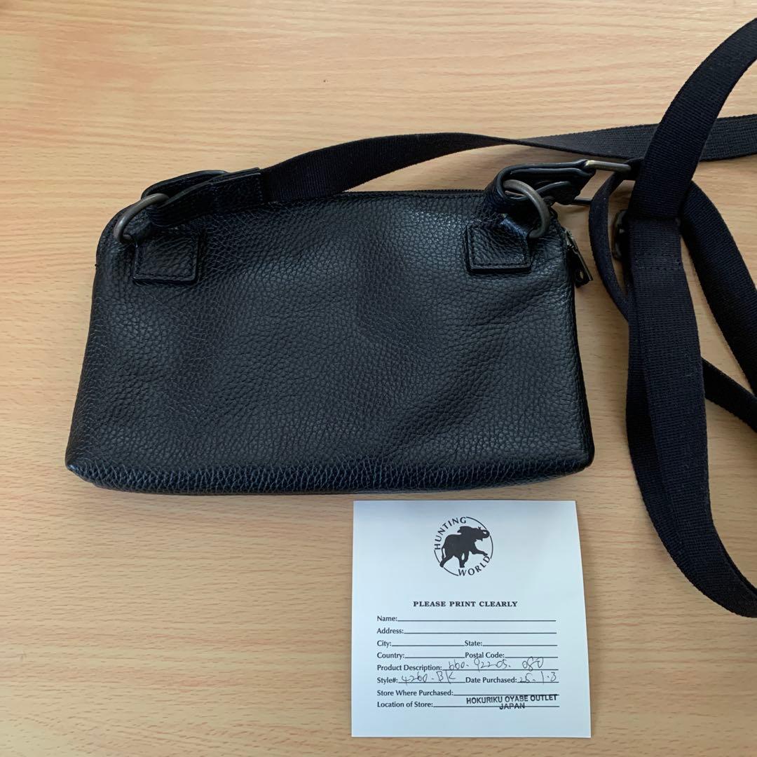 ハンティングワールド　ショルダーバック