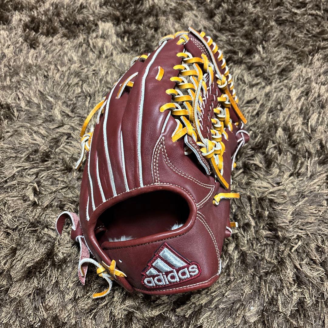 adidas アディダス　軟式　外野用　 グローブ