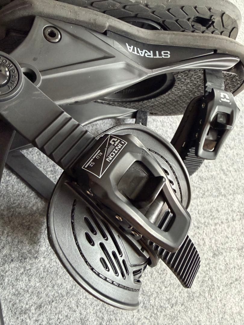 【美品】union 25-26 ストラータ　Mサイズ