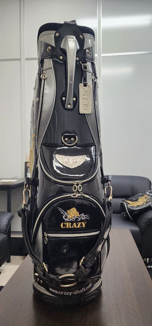 CRAZY ゴルフバッグ 　蝶と薔薇　刺繍