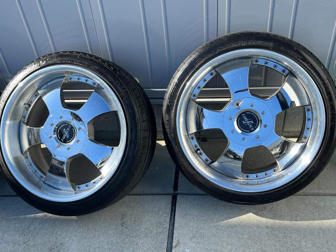 ファブレス　１９インチ　６穴　ハイエース　キャラバン