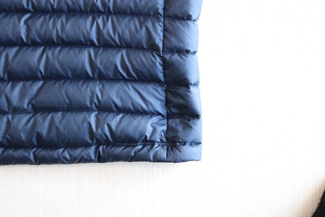 【リペアシート付】パタゴニア ダウンセーターフーディ M 紺×赤 84701