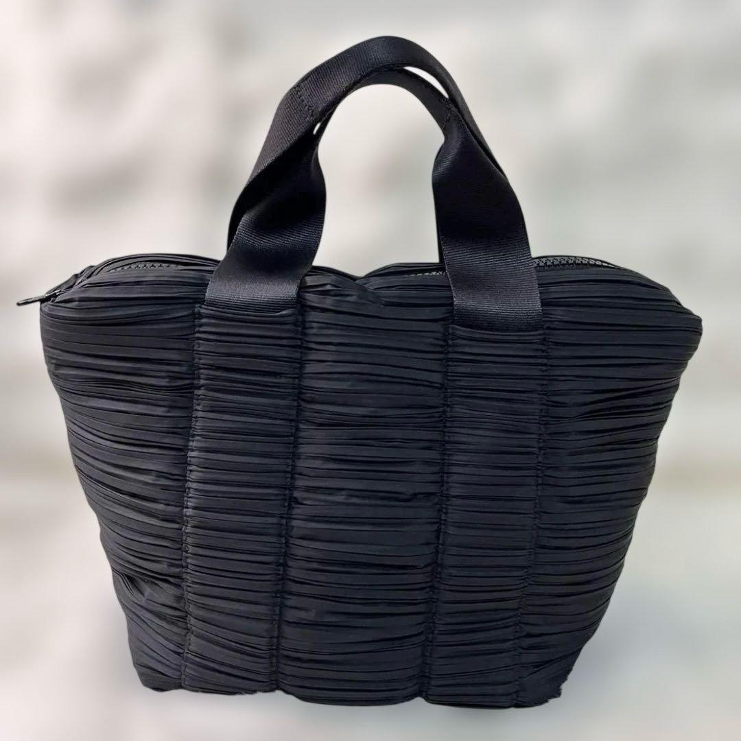 【美品】PLEATS PLEASE ISSEY MIYAKE ハンドバッグ 黒