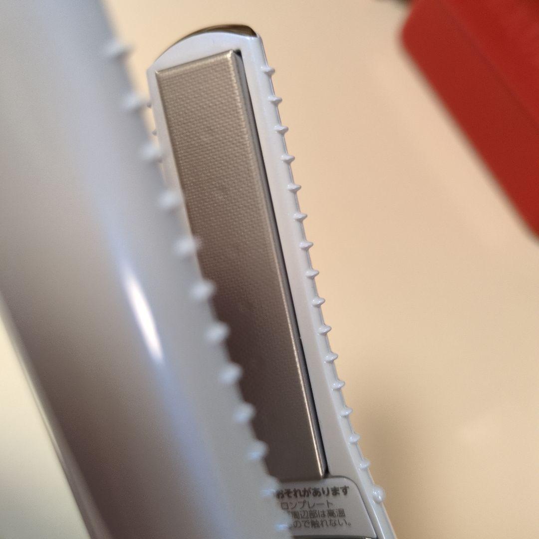 美品★ReFa ストレートヘアアイロン ホワイトー USBケーブル付き