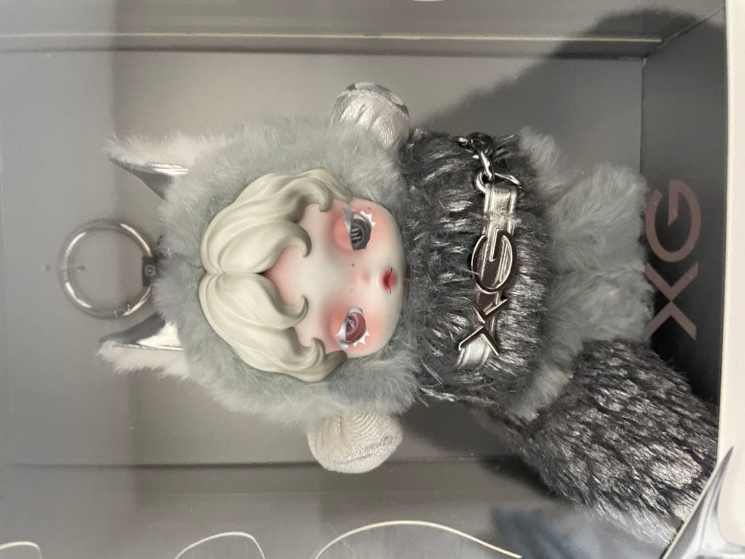 ポップマート スカルパンダ × XG ぬいぐるみペンダント（日本限定）