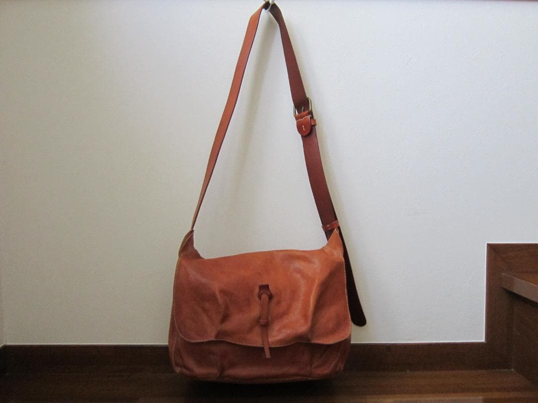 アンリークイール　⑤　ショルダーバッグ　鞄　バッグ