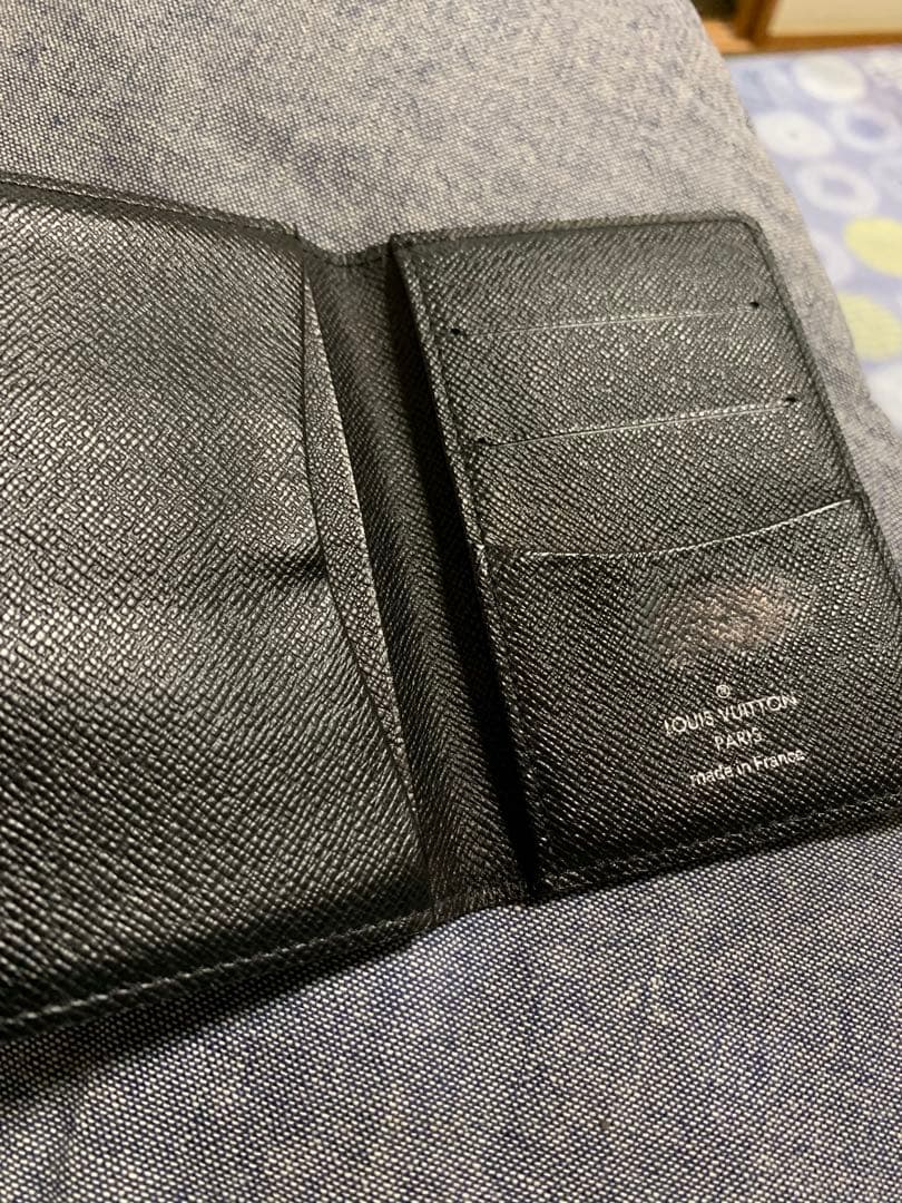 LOUIS VUITTON ブラック名刺入れ
