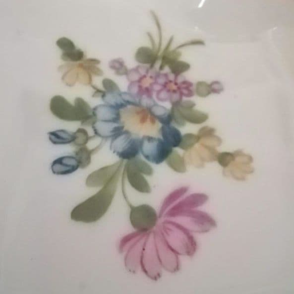 逸品　SPドレスデン①　カールティーメ工房　フィギュリン付き小皿二体　手描き