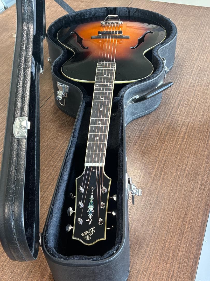 The LOAR LH-700VS Archtop guitar 超美品