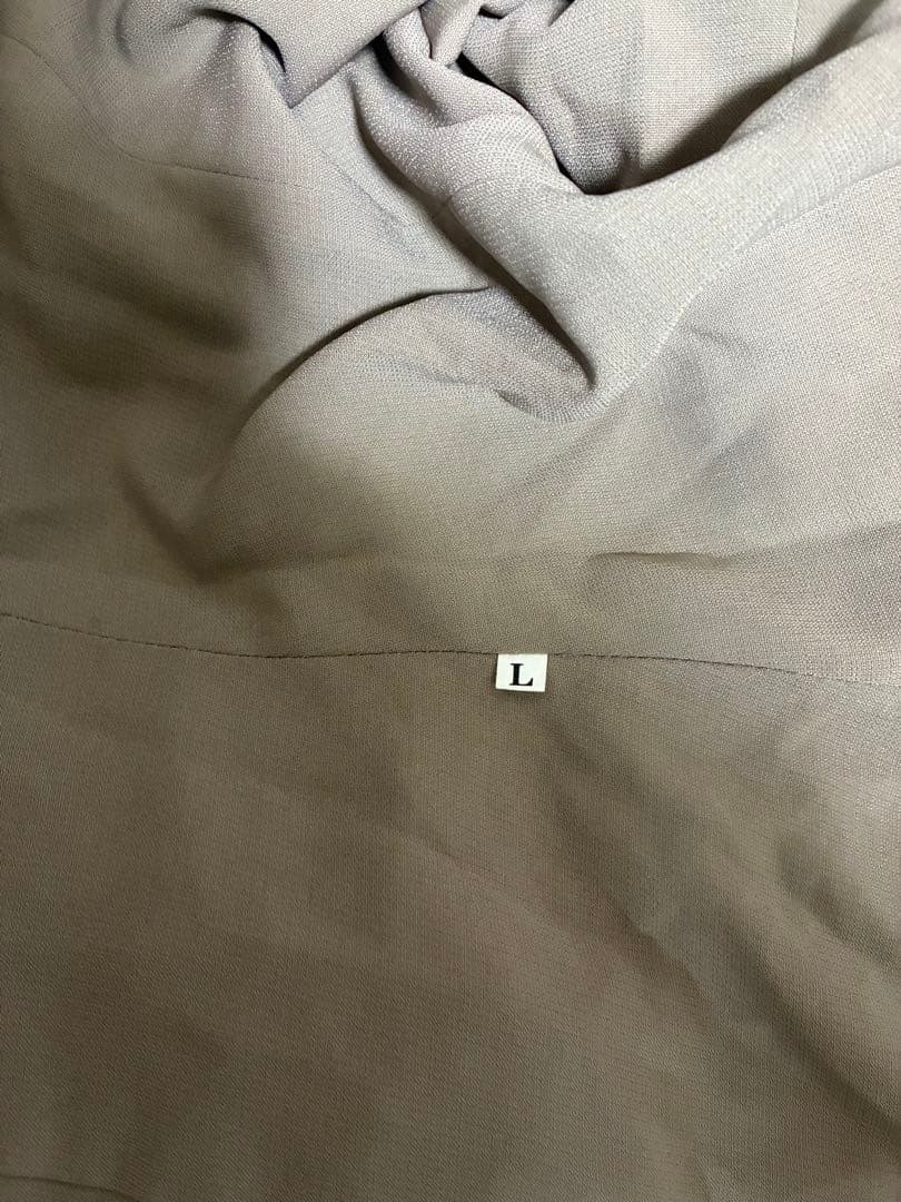 フラメンコ衣装　トップス　ブラウス　 ライトグレー　立体水玉　Lサイズ