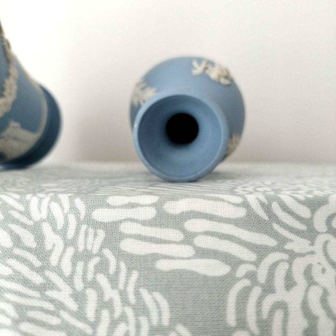 ウェッジウッド ジャスパーウェア花瓶 ペールブルー２点