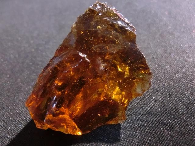 【アンダラ クリスタル】ブラウン アースキーパー