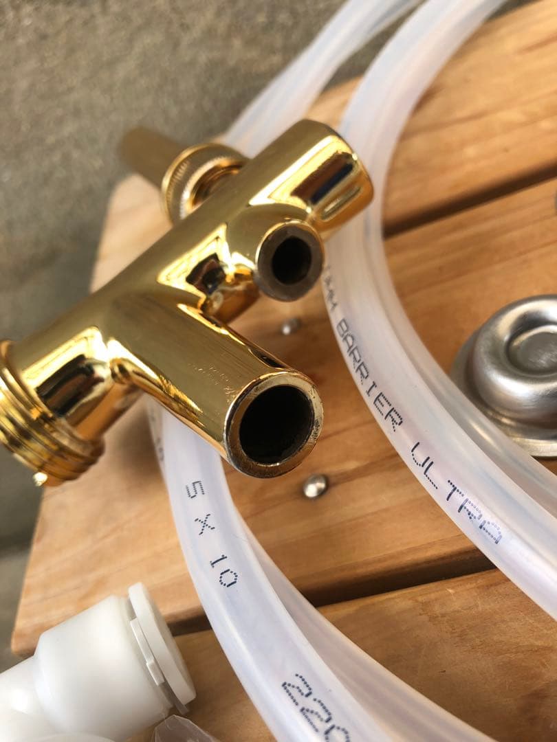 生ビールサーバー用ドラフトタワー　台座付き