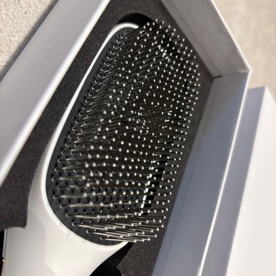 mous. ヘアブラシ ホワイト