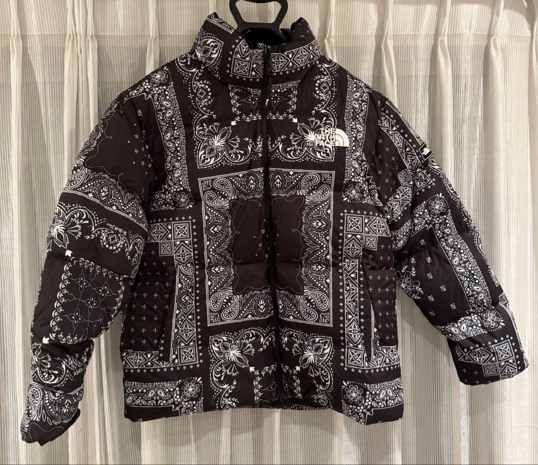 【新品未使用】THE NORTH FACE バンダナ柄 ダウンジャケット
