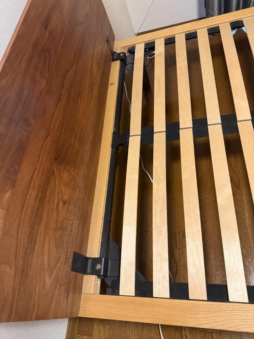 無印良品　ダブルベッドフレーム ヘッドボード付き　ウォールナット