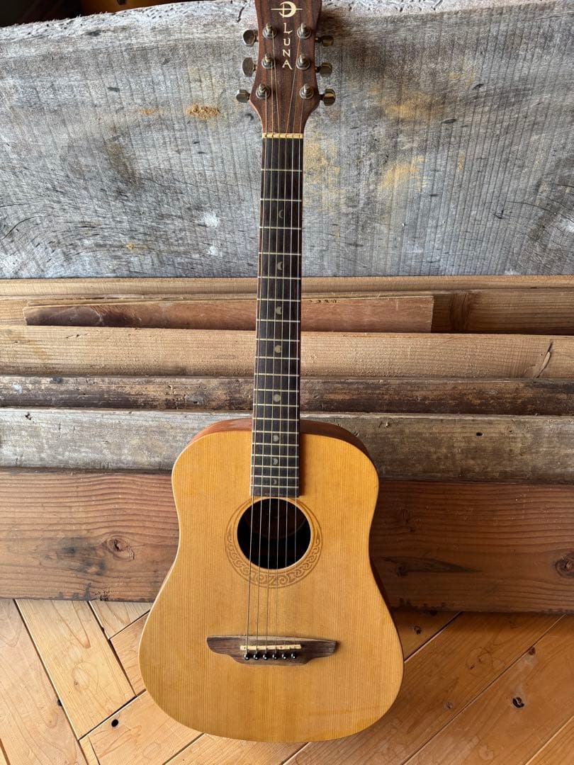 Luna アコースティックギター スモールボディ