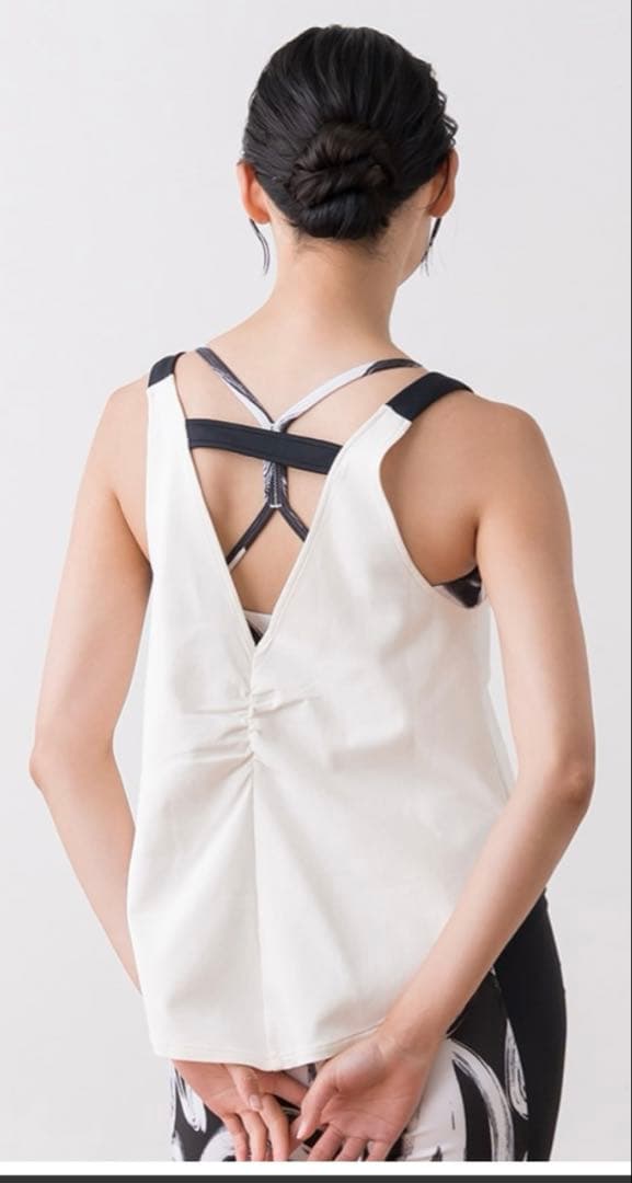 スカーラ　ハートプリントセパレートタンクトップ　オフホワイト　L