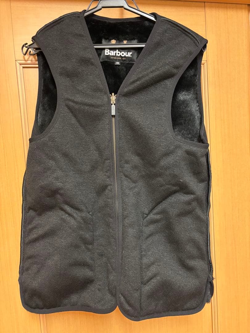 Barbour ファーベスト 36黒 S