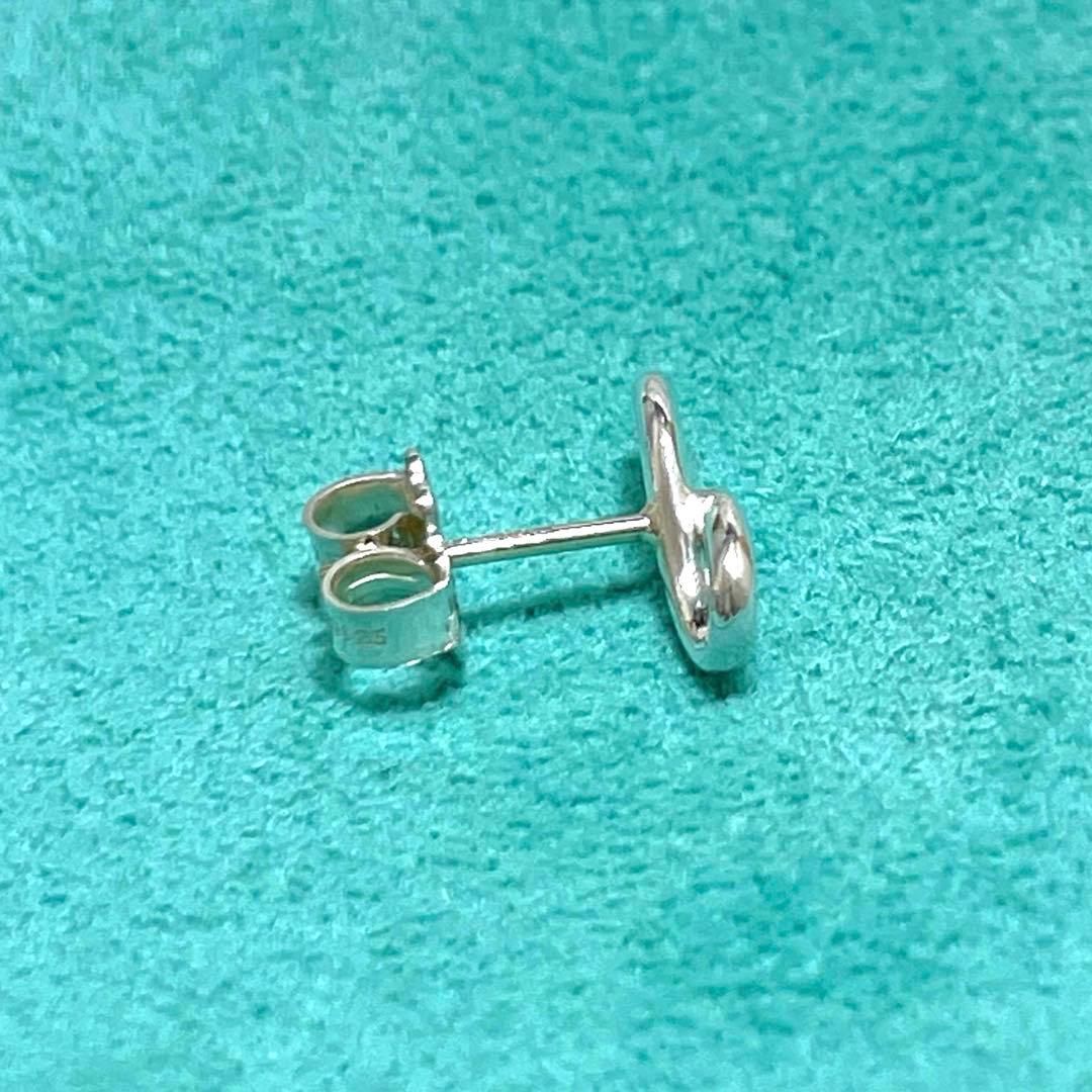 【極美品】ティファニー　インフィニティピアス片耳　メンズ/レディース　巾着袋付属