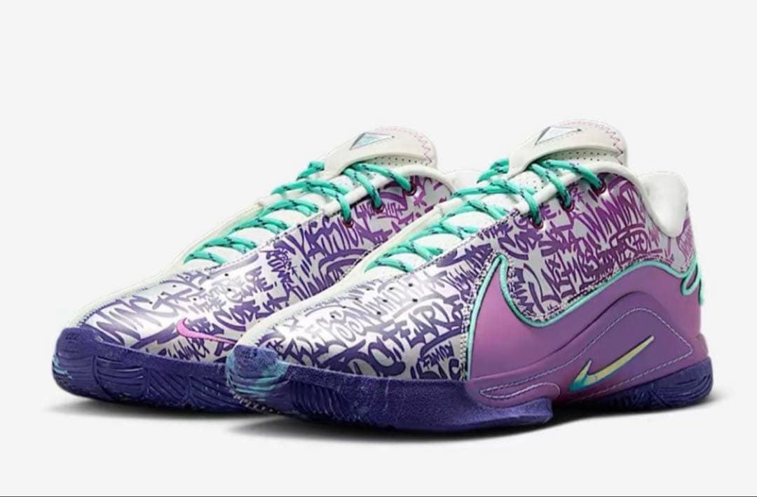 新品　レブロン 22 EP 26.0㎝　NIKE