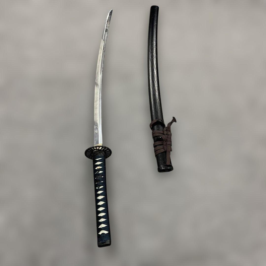 未開刃，模造刀、白鞘 刀 模擬刀 舞踊 大衆演劇 湾曲した刃の刀 約100cm