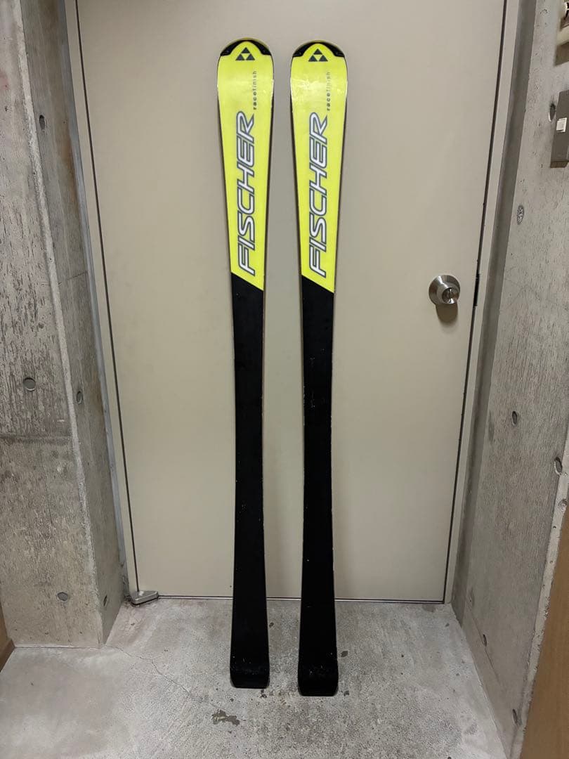 Fischer RC4 スキー板 ホワイト/イエロー