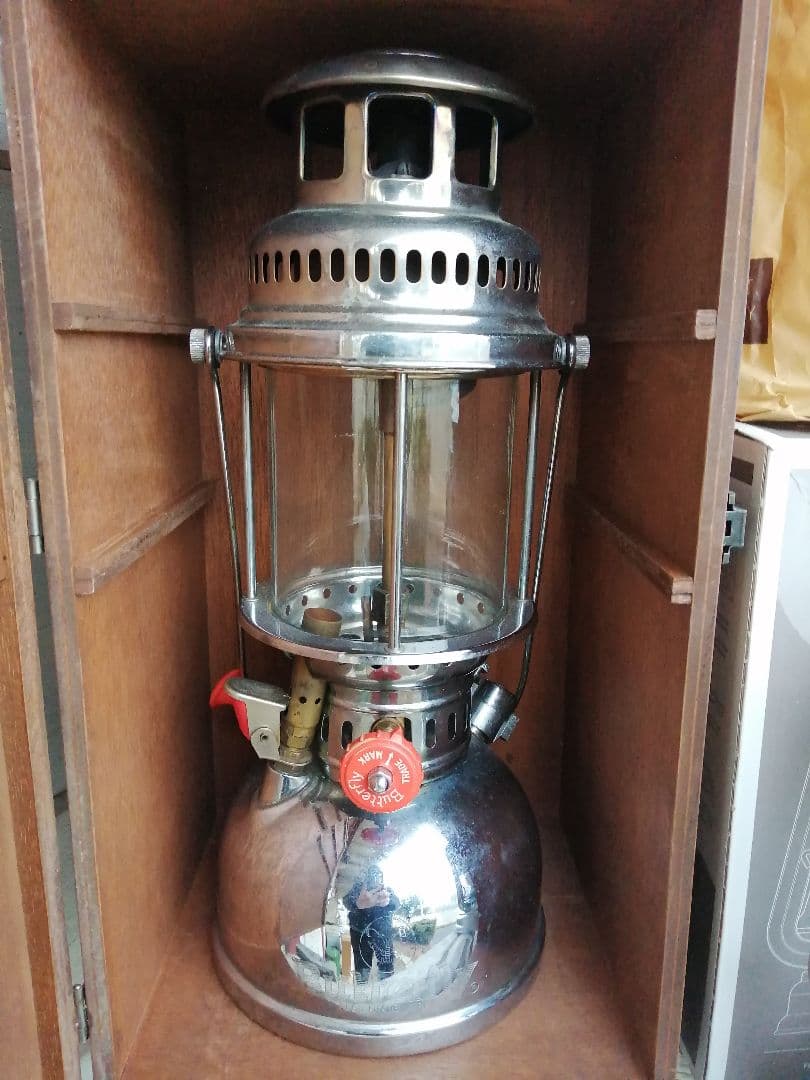 ランタン3台セット　Coleman・真鍮製Butterfly・FEUERHAND