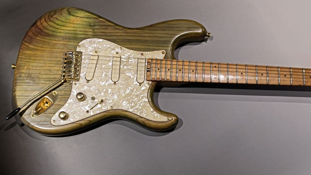 Blade levinson ブレイド ストラト Bartolini バルトリー