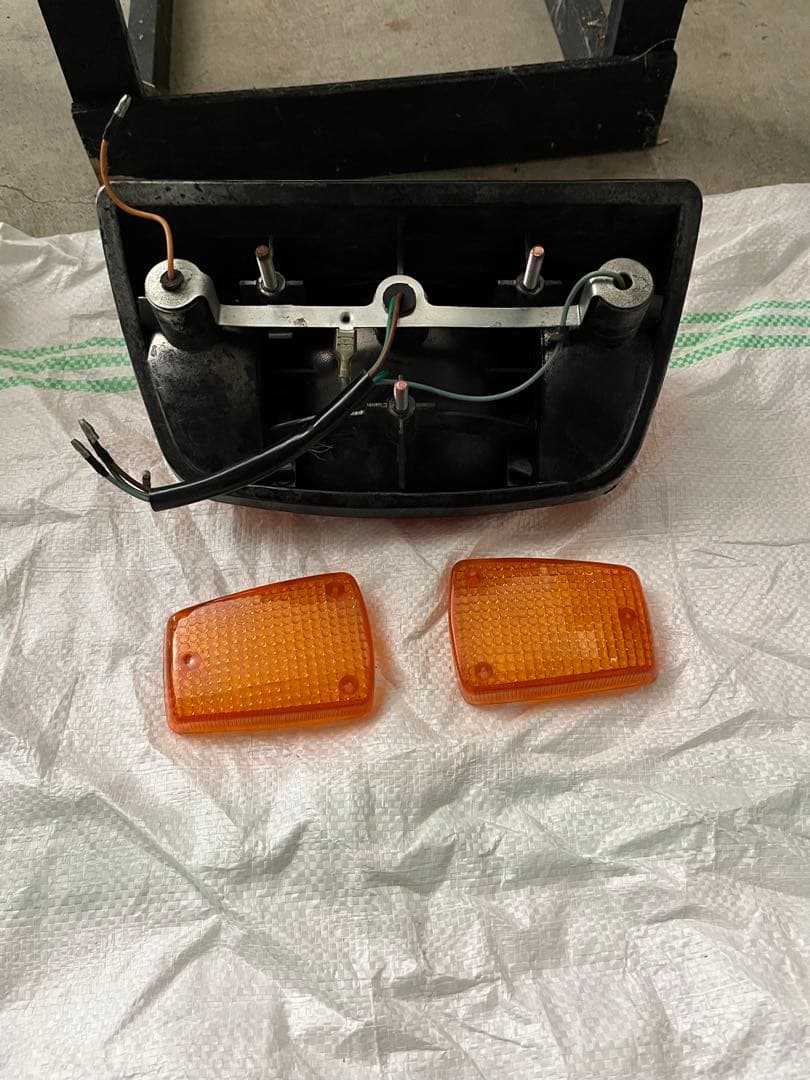 cbx400f 1型　テールランプ　ウインカーレンズ