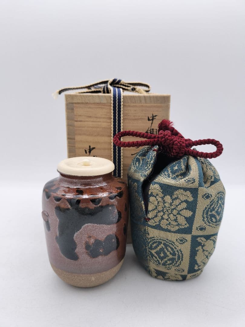 c532 【新品・未使用】茶入 中興名物写 三輪山 田中忠幸 木箱 茶道具