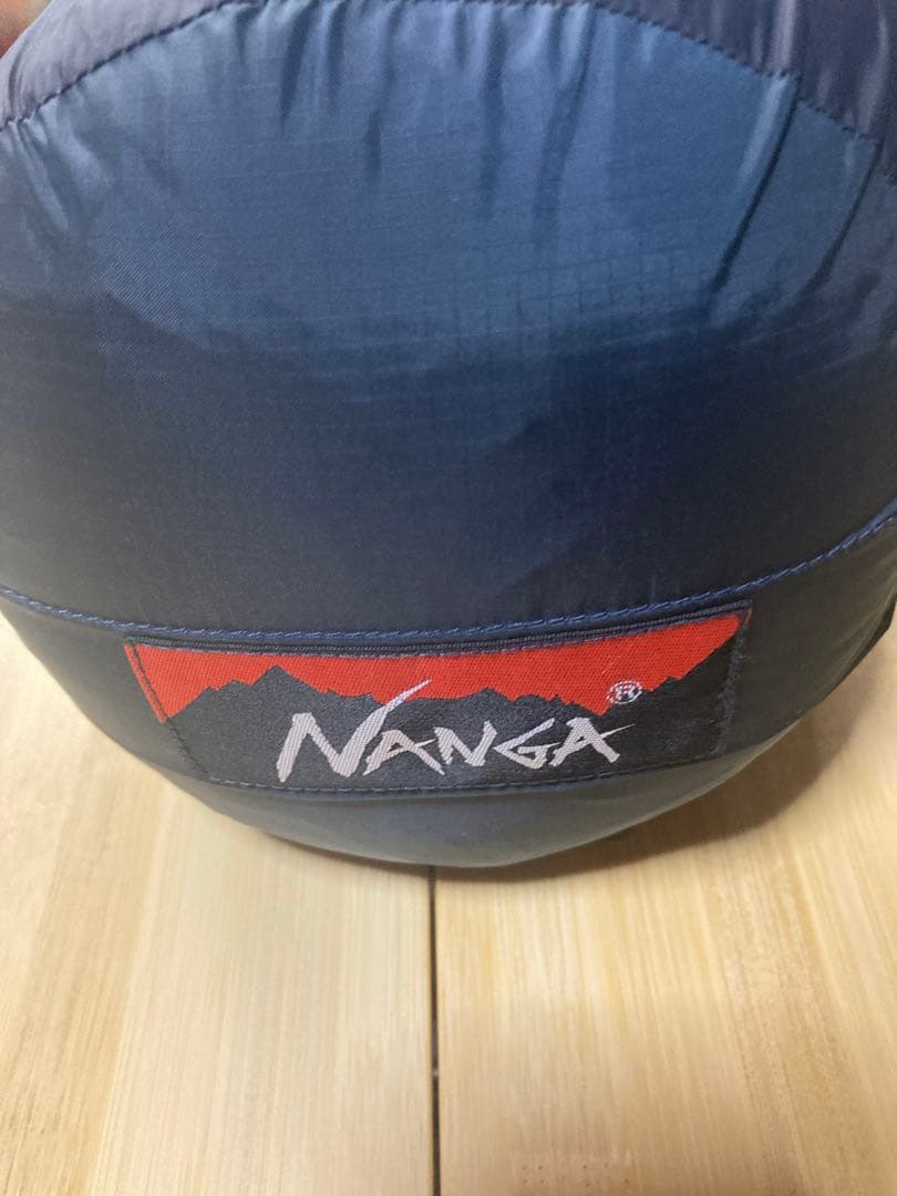 ナンガ　オーロラ　400 ネイビー／ブラック
