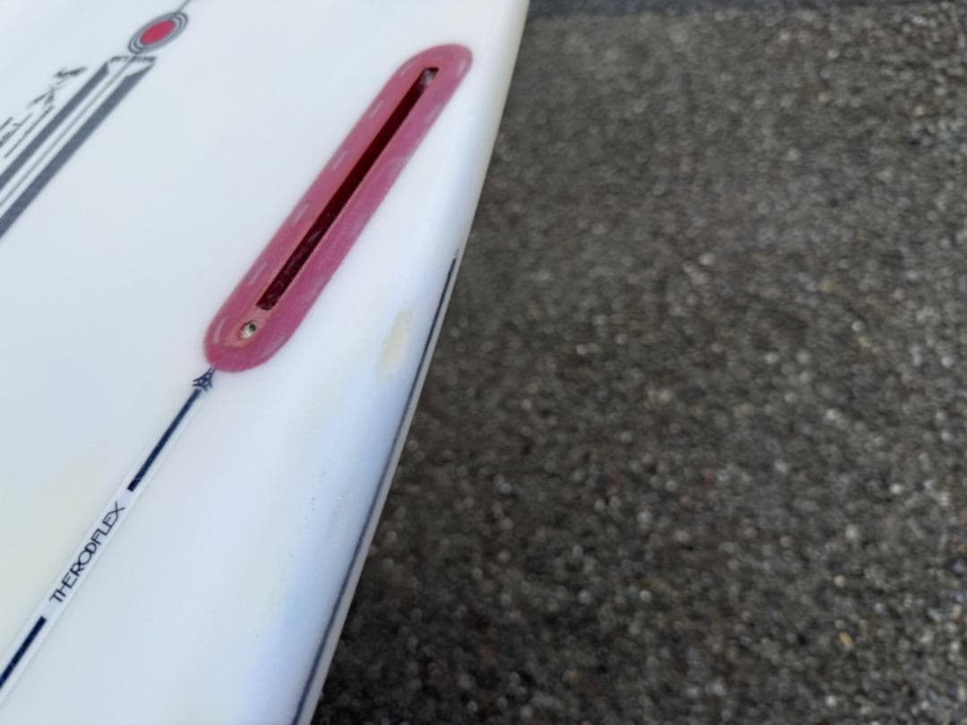 ジャスティスサーフボード RED BURNERモデル